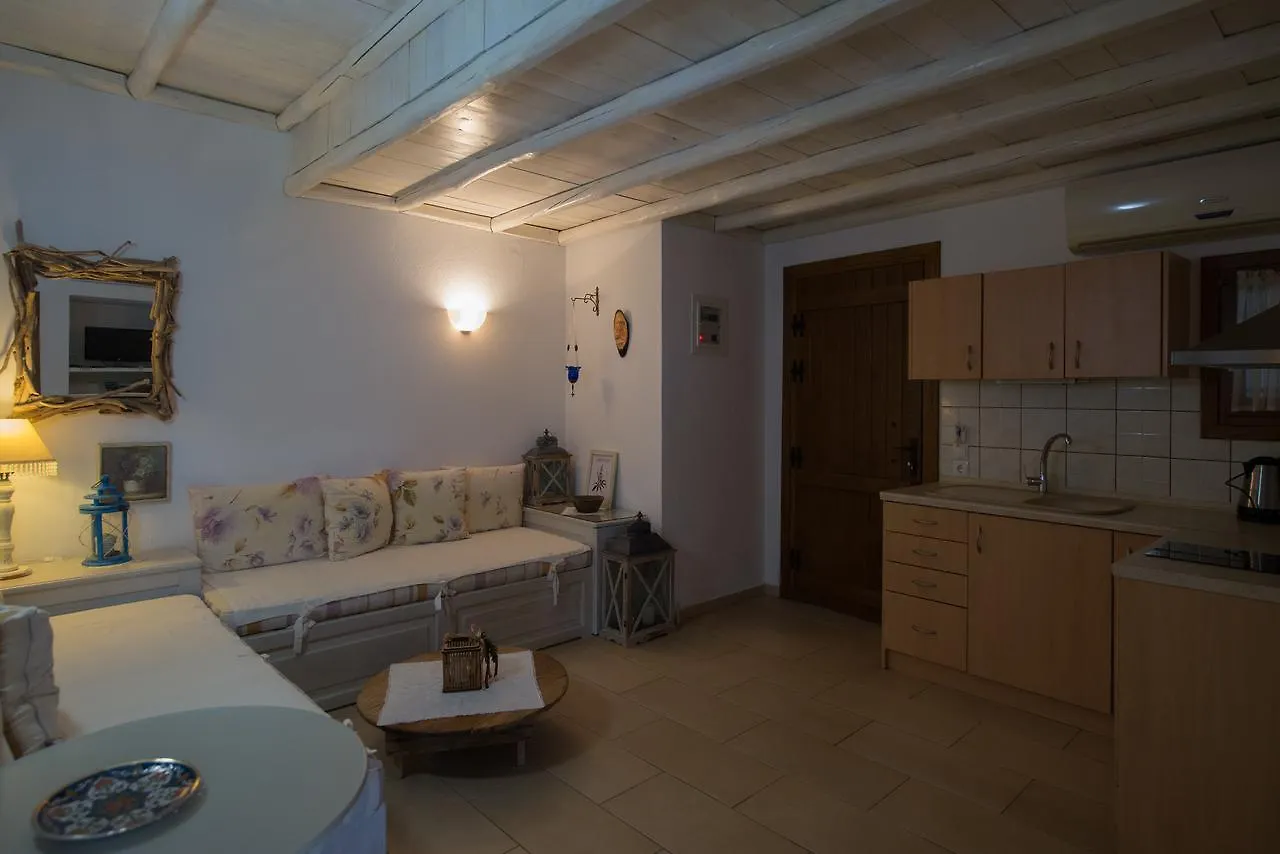 Traditional Arsanas Apartments Nikiti