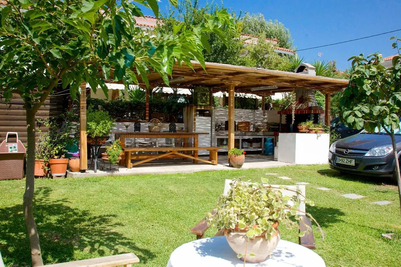Traditional Arsanas Apartments Nikiti  Nikiti (Sithonia)