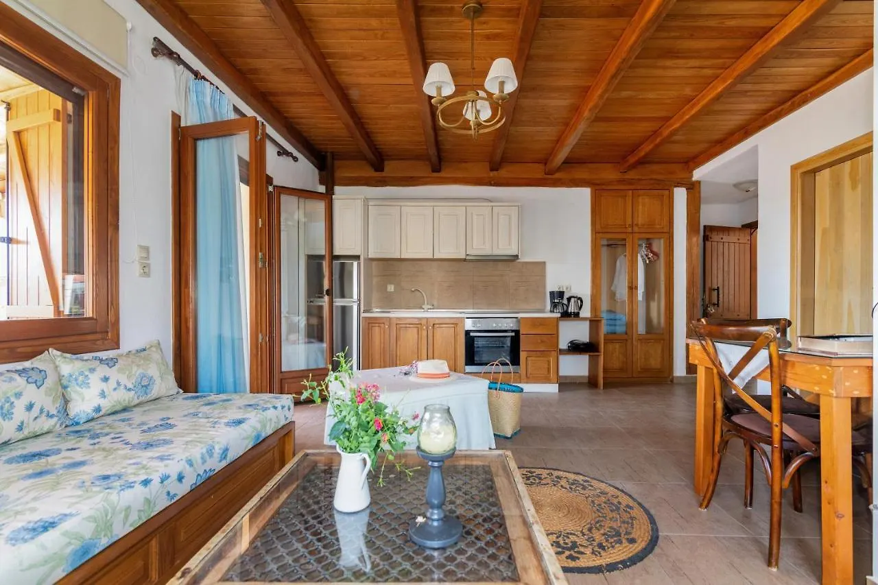 Traditional Arsanas Apartments Nikiti